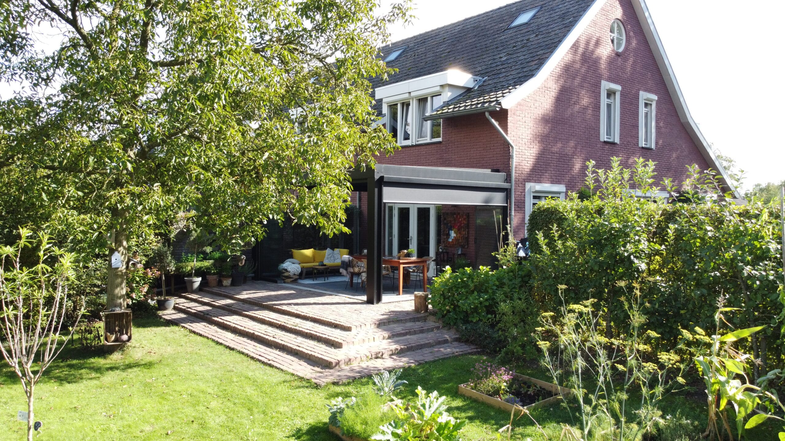 Van terrasoverkapping naar tuinkamer voor de winter Van terrasoverkapping naar tuinkamer voor de winter