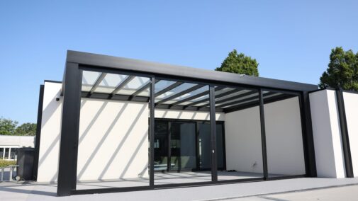 Een cube veranda in Enschede, geplaatst door aluminium expert MB Veranda Een cube veranda in Enschede, geplaatst door aluminium expert MB Veranda