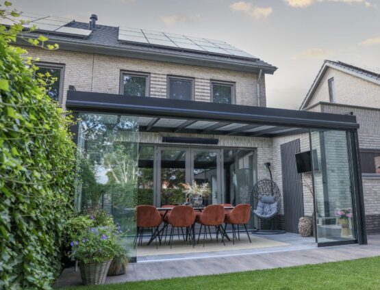 Een Veranda in Enschede, geplaatst door aluminium expert MB Veranda Een Veranda in Enschede, geplaatst door aluminium expert MB Veranda