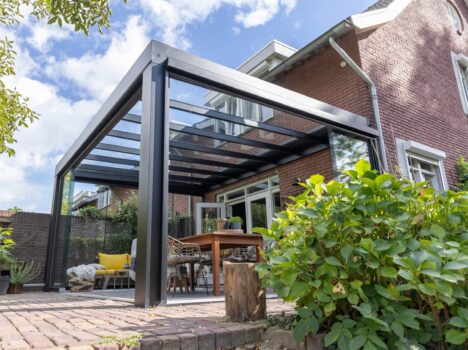 Cube Lottum, montage door MB Veranda Cube Lottum, montage door MB Veranda