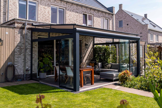 MB-Solid-tuinkamer-met-zonwering-MB-Veranda-Deventer